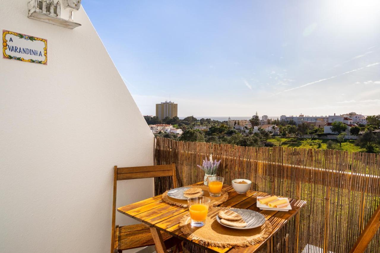 Apartamento Cor Do Mar - Sunny, Clean And Spacious Apartment With Sea View, In Alvor - Very Close Walking Distance To The Beach And Alvor Village Екстериор снимка
