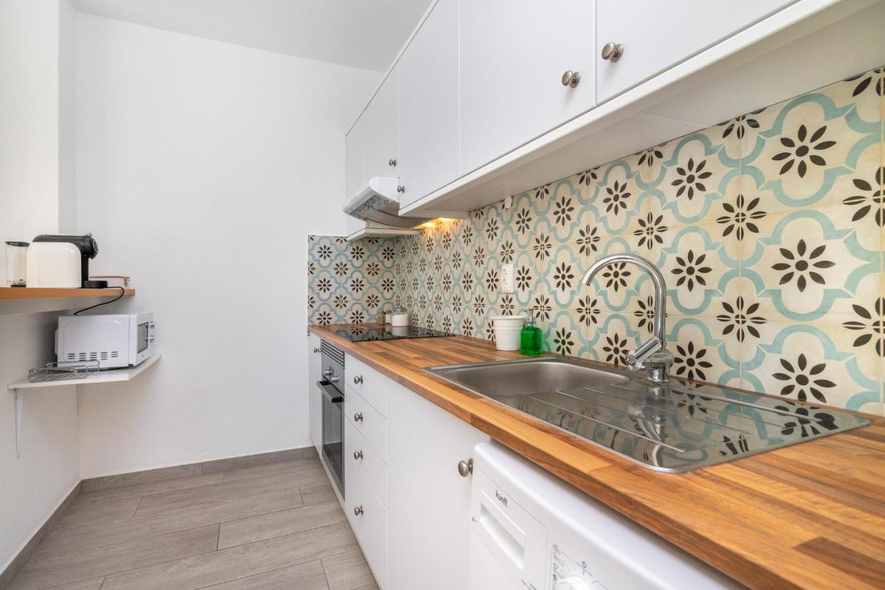 Apartamento Cor Do Mar - Sunny, Clean And Spacious Apartment With Sea View, In Alvor - Very Close Walking Distance To The Beach And Alvor Village Екстериор снимка