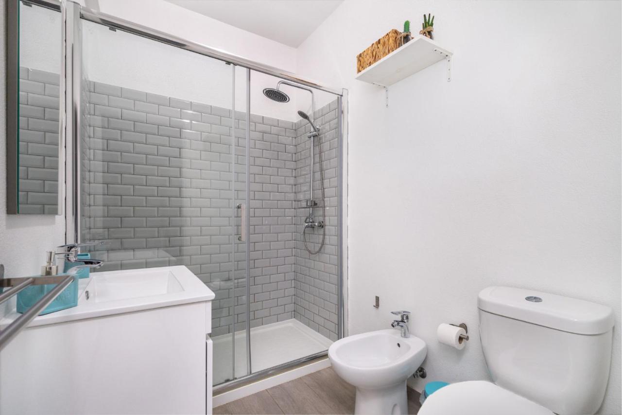 Apartamento Cor Do Mar - Sunny, Clean And Spacious Apartment With Sea View, In Alvor - Very Close Walking Distance To The Beach And Alvor Village Екстериор снимка