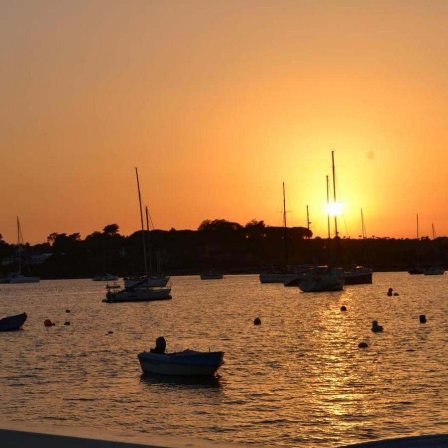 Apartamento Cor Do Mar - Sunny, Clean And Spacious Apartment With Sea View, In Alvor - Very Close Walking Distance To The Beach And Alvor Village Екстериор снимка